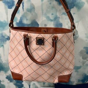 Woman’s Downey & Bourke Tote
